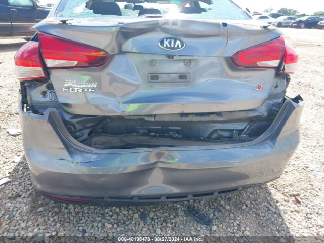 Photo 5 VIN: 3KPFL4A70JE284579 - KIA FORTE 