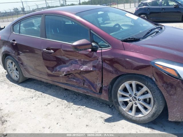 Photo 5 VIN: 3KPFL4A71HE008471 - KIA FORTE 