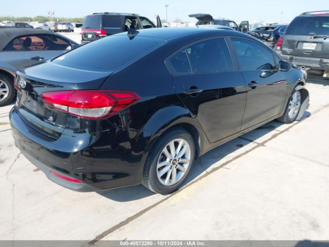 Photo 3 VIN: 3KPFL4A71HE008597 - KIA FORTE 