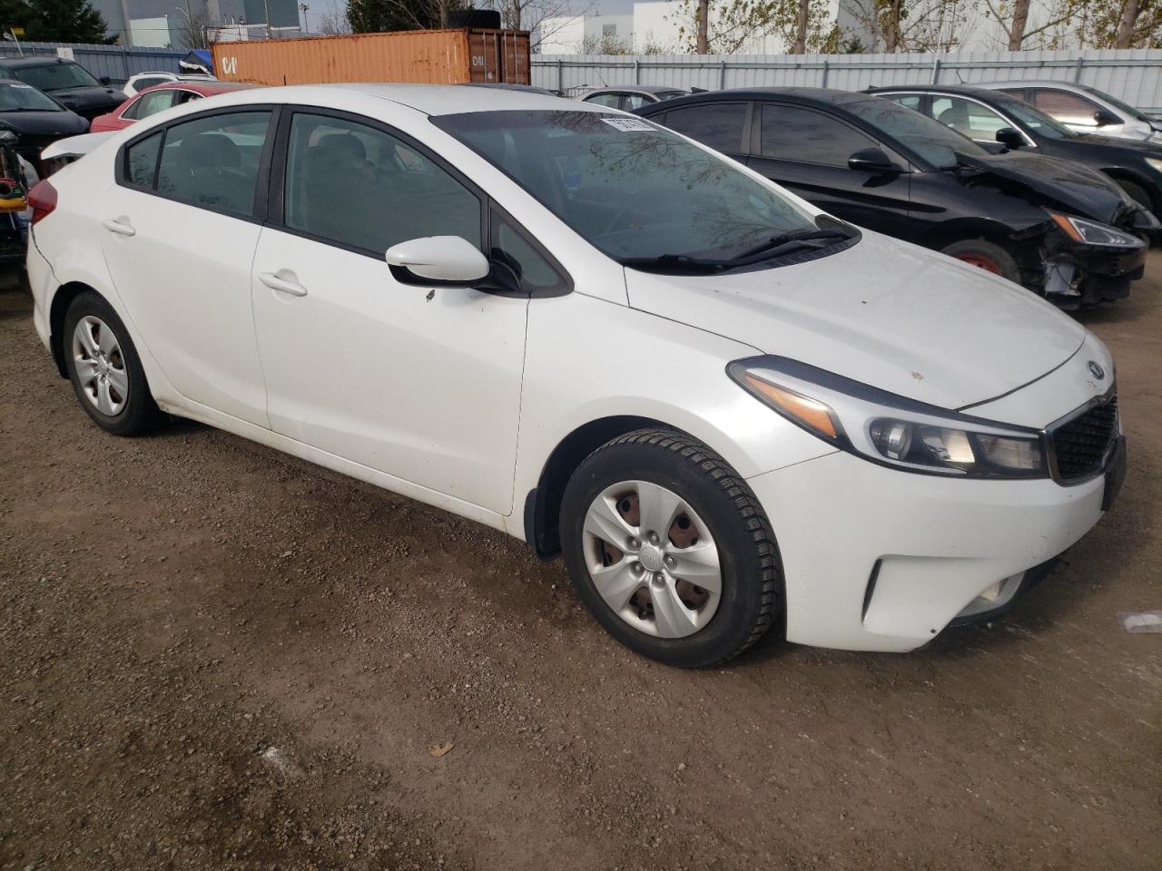 Photo 3 VIN: 3KPFL4A71HE074048 - KIA FORTE 