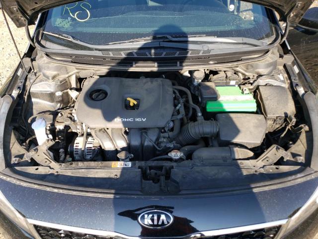 Photo 10 VIN: 3KPFL4A71HE091609 - KIA FORTE LX 