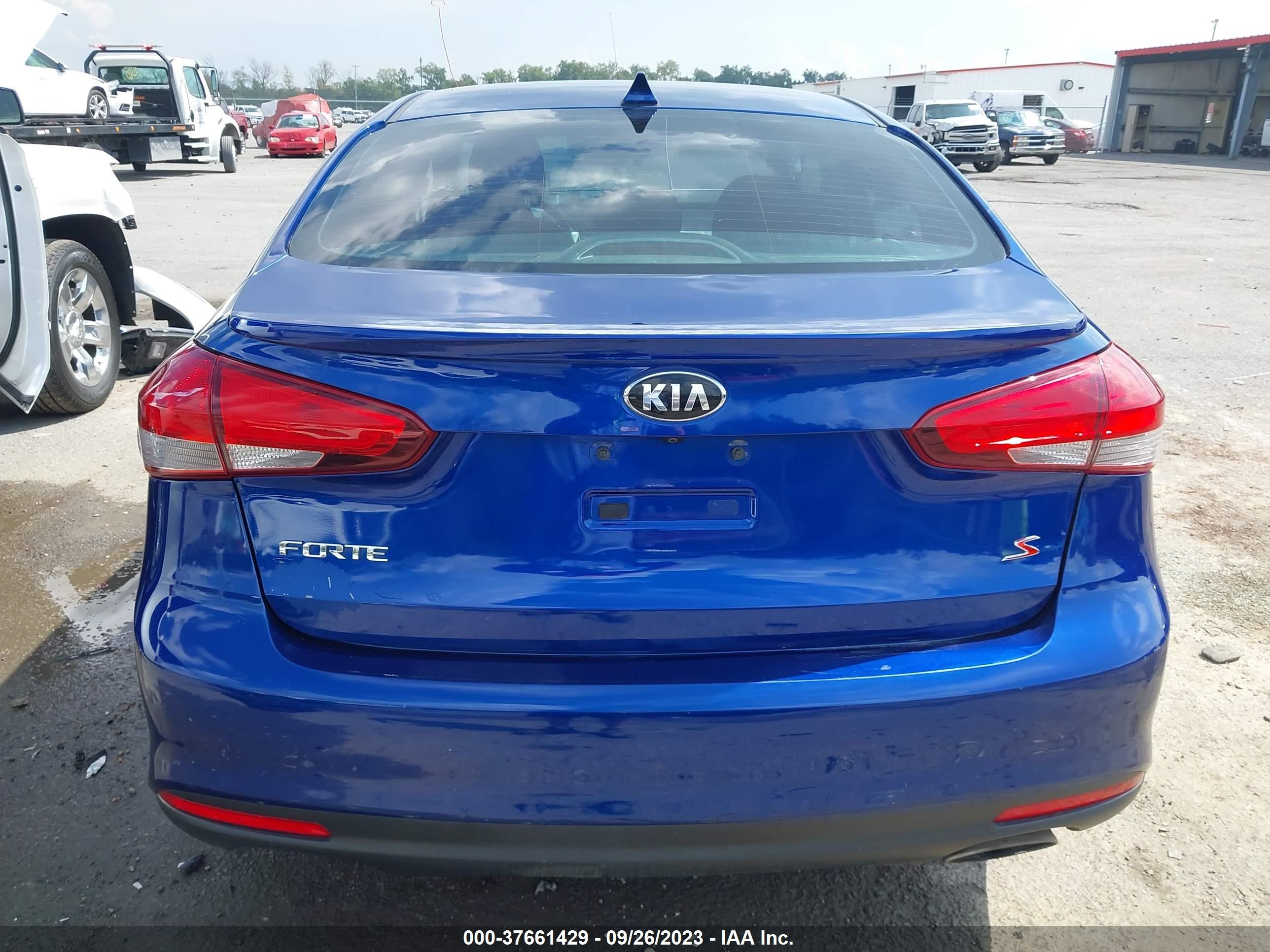 Photo 15 VIN: 3KPFL4A71HE105699 - KIA FORTE 