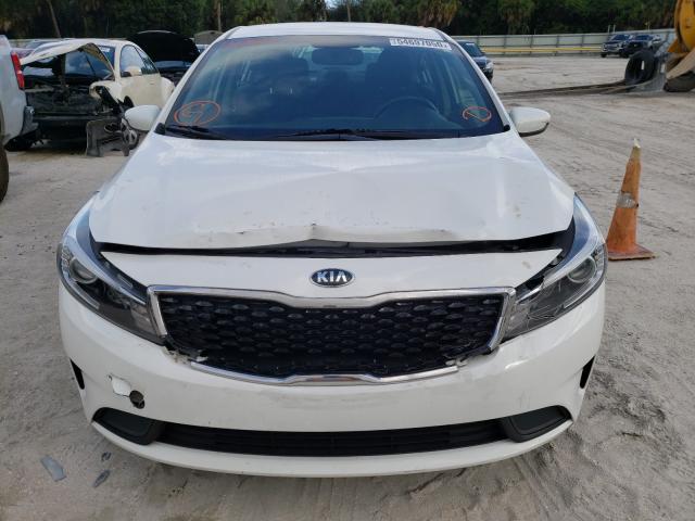 Photo 8 VIN: 3KPFL4A71HE119036 - KIA FORTE LX 