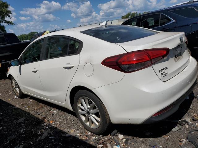 Photo 1 VIN: 3KPFL4A71HE120123 - KIA FORTE LX 