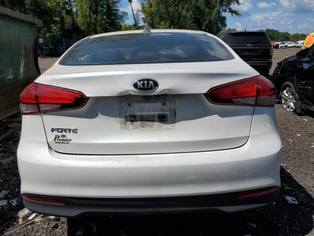 Photo 5 VIN: 3KPFL4A71HE120123 - KIA FORTE LX 