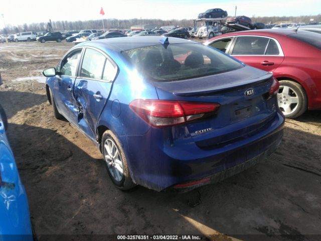 Photo 2 VIN: 3KPFL4A71HE153266 - KIA FORTE 