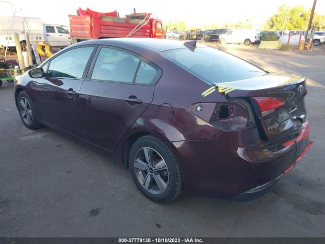 Photo 2 VIN: 3KPFL4A71JE171787 - KIA FORTE 