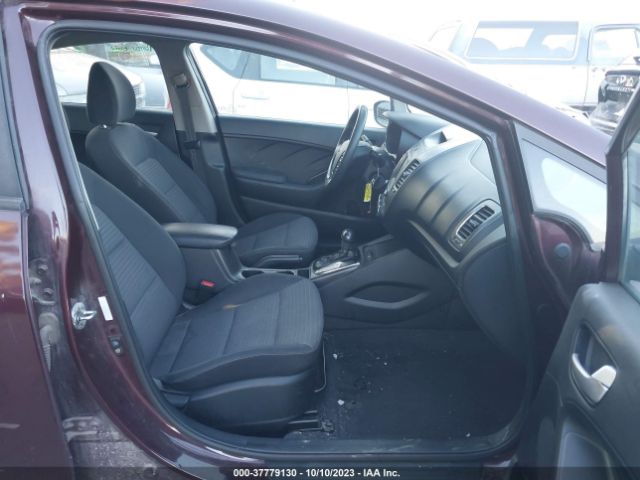 Photo 4 VIN: 3KPFL4A71JE171787 - KIA FORTE 