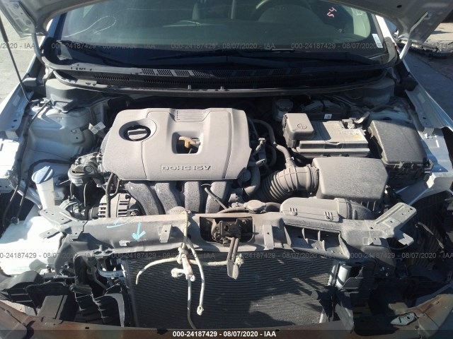 Photo 9 VIN: 3KPFL4A71JE172079 - KIA FORTE 