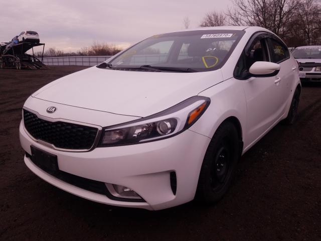 Photo 1 VIN: 3KPFL4A71JE182045 - KIA FORTE LX 