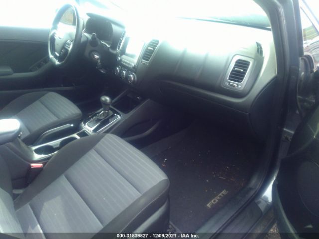 Photo 4 VIN: 3KPFL4A71JE189352 - KIA FORTE 