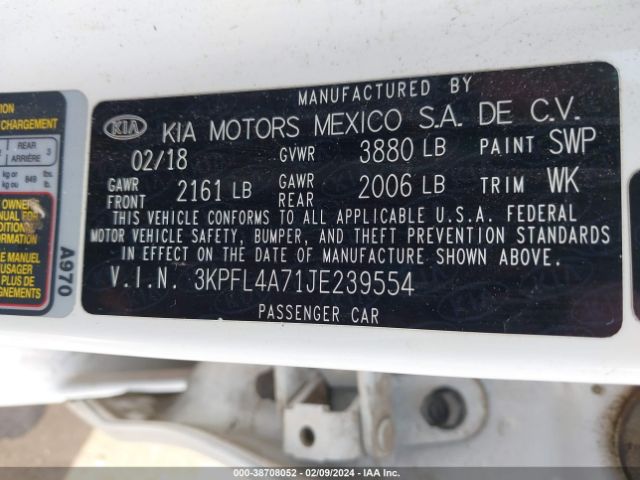 Photo 8 VIN: 3KPFL4A71JE239554 - KIA FORTE 