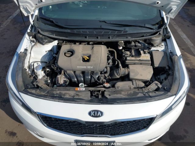 Photo 9 VIN: 3KPFL4A71JE239554 - KIA FORTE 