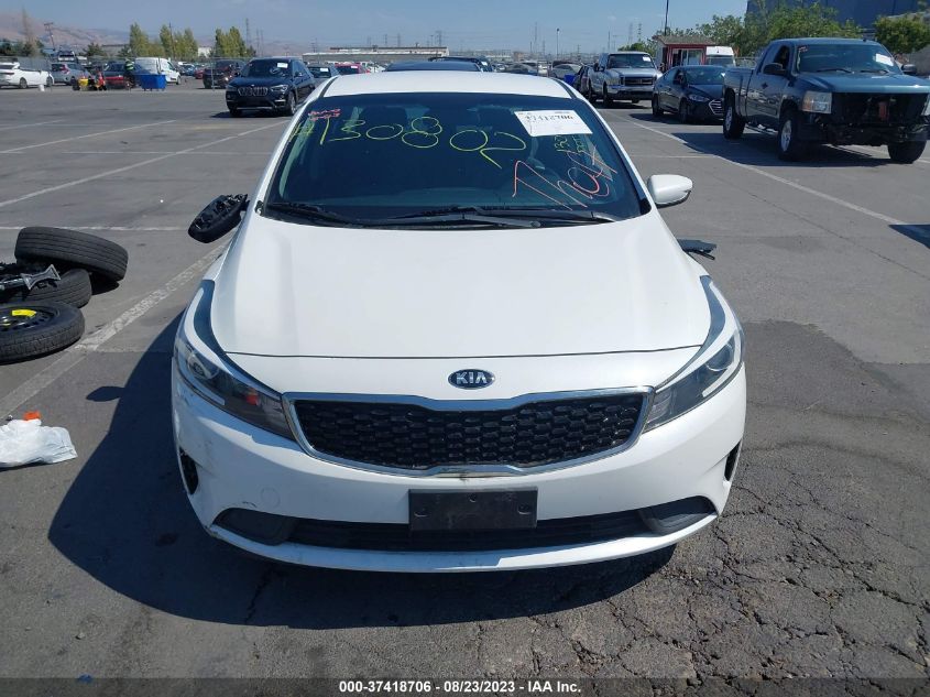 Photo 12 VIN: 3KPFL4A71JE247895 - KIA FORTE 