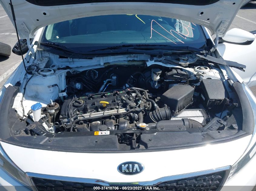 Photo 9 VIN: 3KPFL4A71JE247895 - KIA FORTE 