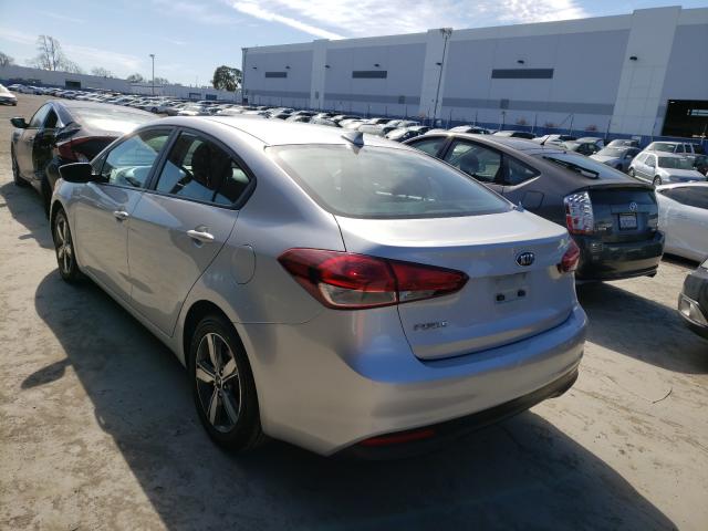 Photo 2 VIN: 3KPFL4A71JE254006 - KIA FORTE LX 