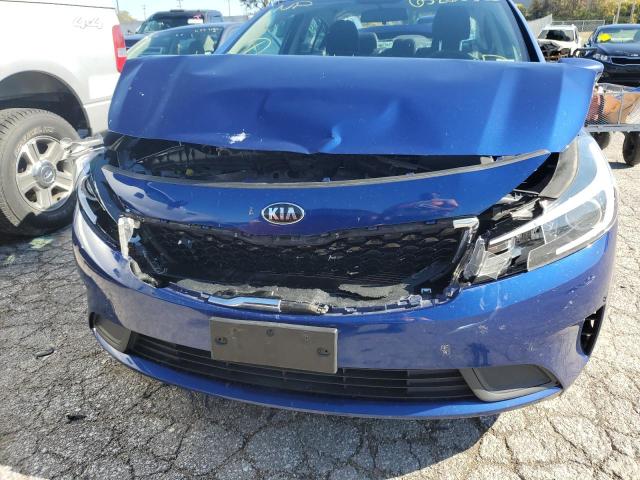 Photo 8 VIN: 3KPFL4A71JE263157 - KIA FORTE LX 