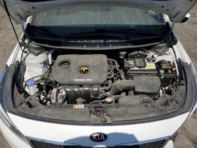 Photo 10 VIN: 3KPFL4A71JE272201 - KIA FORTE LX 