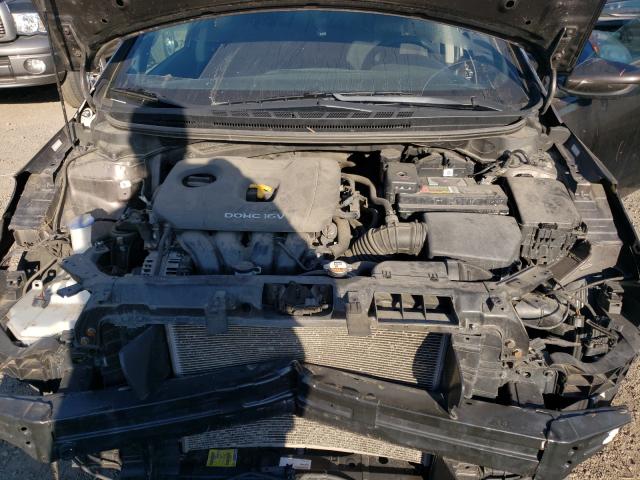 Photo 6 VIN: 3KPFL4A72HE013324 - KIA FORTE LX 