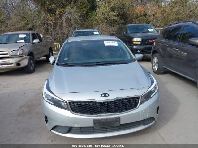 Photo 5 VIN: 3KPFL4A72HE025294 - KIA FORTE 