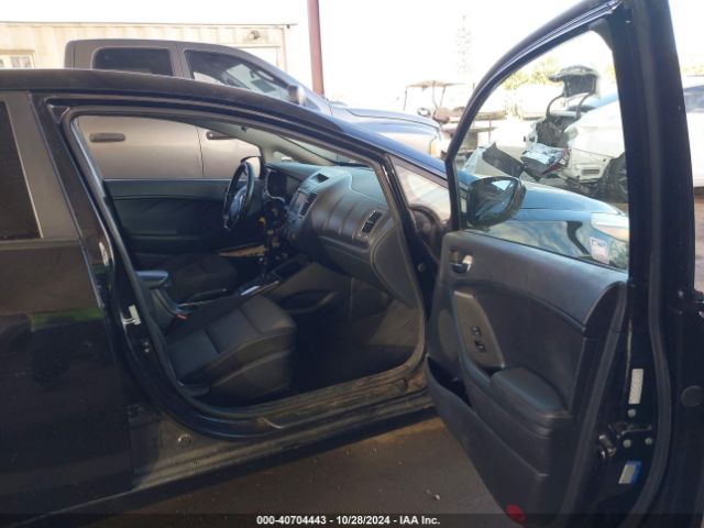 Photo 4 VIN: 3KPFL4A72HE028650 - KIA FORTE 