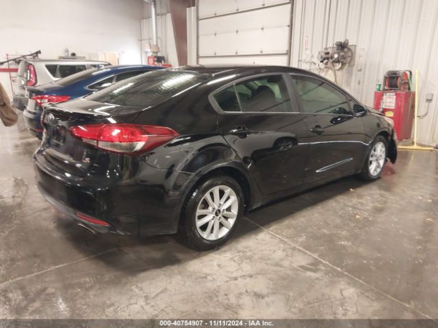 Photo 3 VIN: 3KPFL4A72HE048655 - KIA FORTE 