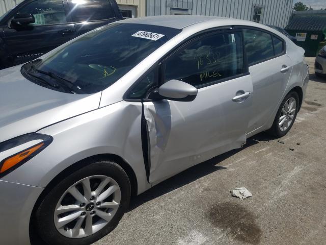 Photo 8 VIN: 3KPFL4A72HE130238 - KIA FORTE LX 