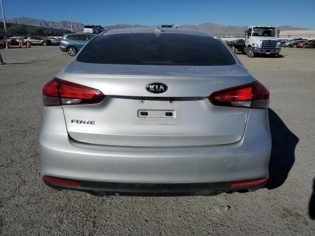 Photo 5 VIN: 3KPFL4A72HE132961 - KIA FORTE LX 