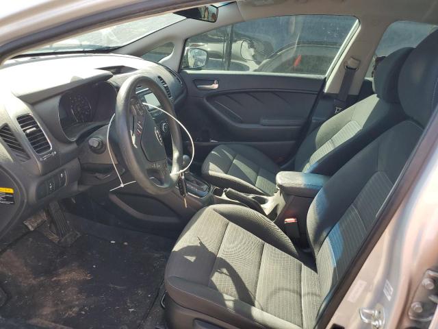 Photo 6 VIN: 3KPFL4A72HE137917 - KIA FORTE LX 