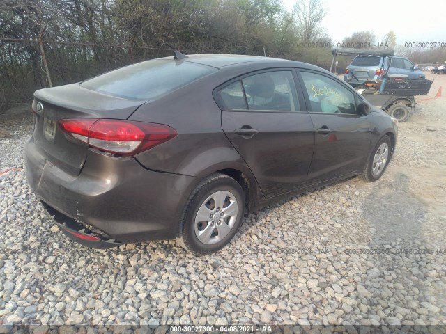 Photo 3 VIN: 3KPFL4A72HE138677 - KIA FORTE 