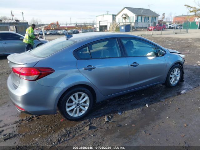 Photo 3 VIN: 3KPFL4A72HE139361 - KIA FORTE 