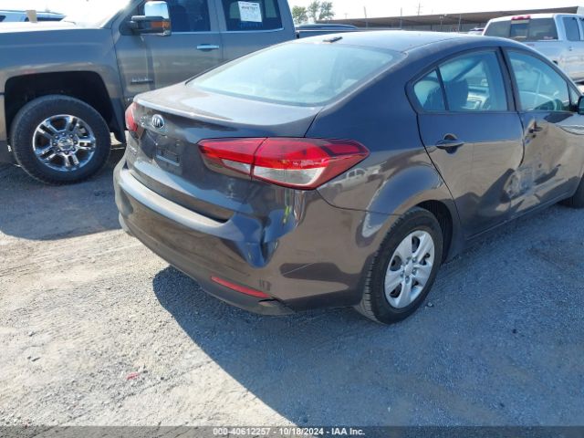 Photo 3 VIN: 3KPFL4A72HE148822 - KIA FORTE 