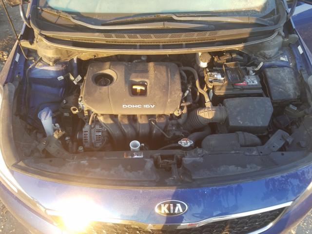 Photo 6 VIN: 3KPFL4A72JE190431 - KIA FORTE LX 