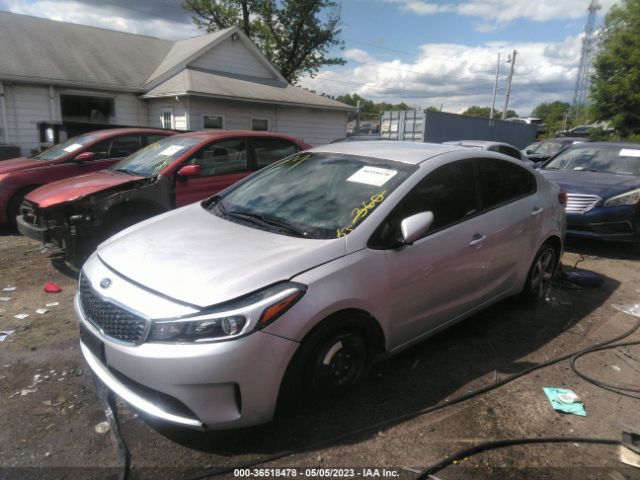 Photo 1 VIN: 3KPFL4A72JE197914 - KIA FORTE 