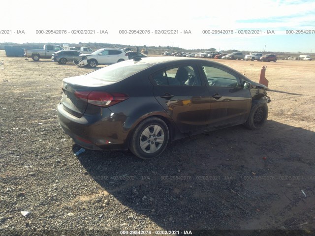 Photo 3 VIN: 3KPFL4A72JE208149 - KIA FORTE 