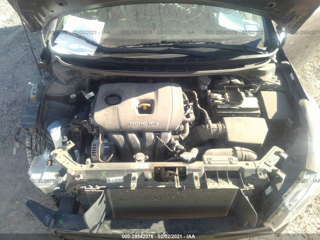 Photo 9 VIN: 3KPFL4A72JE208149 - KIA FORTE 