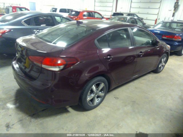 Photo 3 VIN: 3KPFL4A72JE211634 - KIA FORTE 