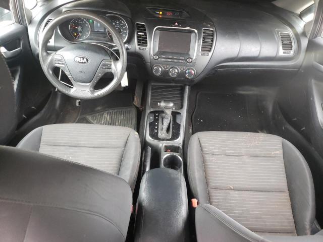 Photo 8 VIN: 3KPFL4A72JE225176 - KIA FORTE LX 