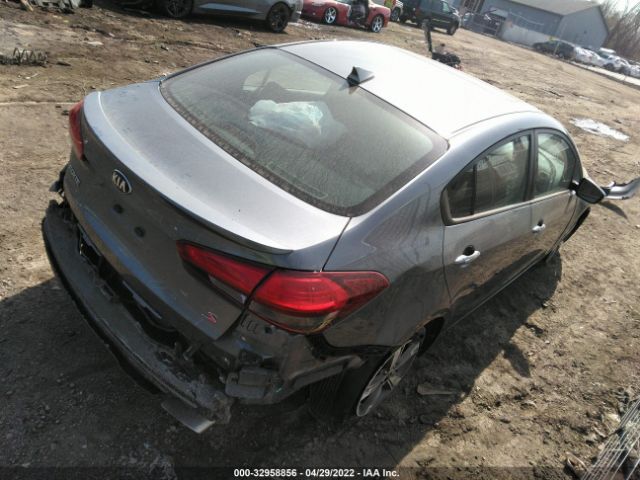 Photo 3 VIN: 3KPFL4A72JE225906 - KIA FORTE 