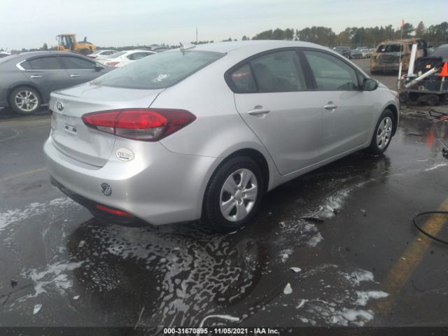 Photo 3 VIN: 3KPFL4A72JE248215 - KIA FORTE 