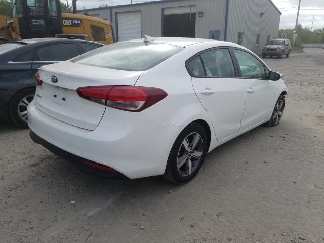 Photo 3 VIN: 3KPFL4A72JE256217 - KIA FORTE LX 