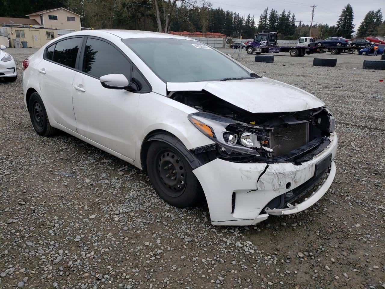 Photo 3 VIN: 3KPFL4A72JE261594 - KIA FORTE 