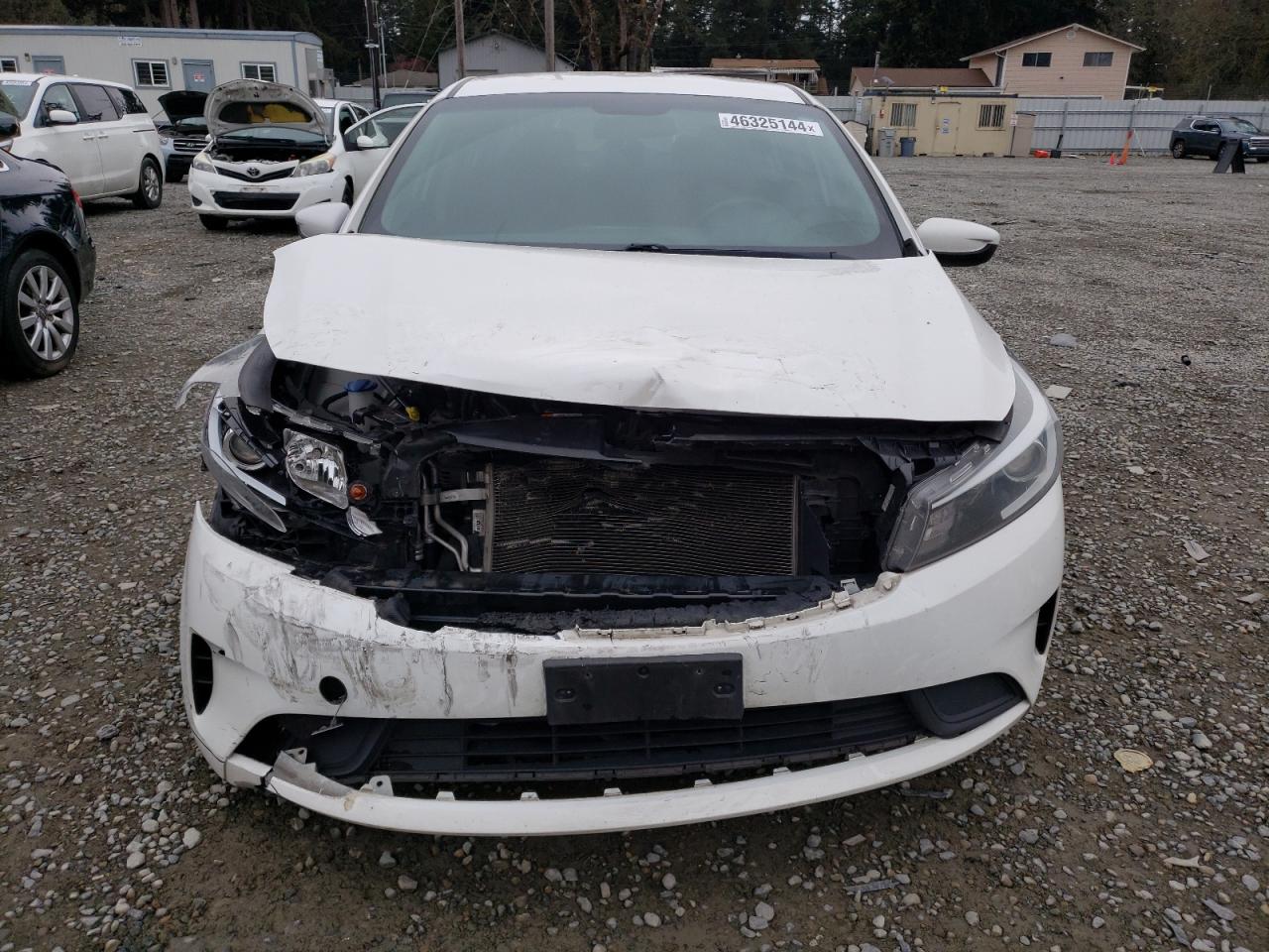 Photo 4 VIN: 3KPFL4A72JE261594 - KIA FORTE 