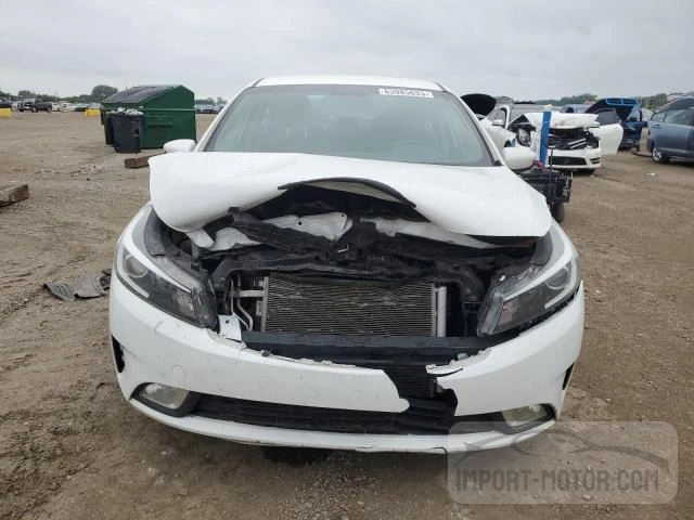 Photo 4 VIN: 3KPFL4A72JE271249 - KIA FORTE 