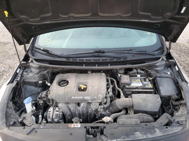 Photo 6 VIN: 3KPFL4A73HE010917 - KIA FORTE LX 