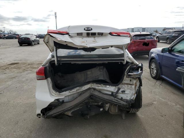 Photo 5 VIN: 3KPFL4A73HE023151 - KIA FORTE LX 