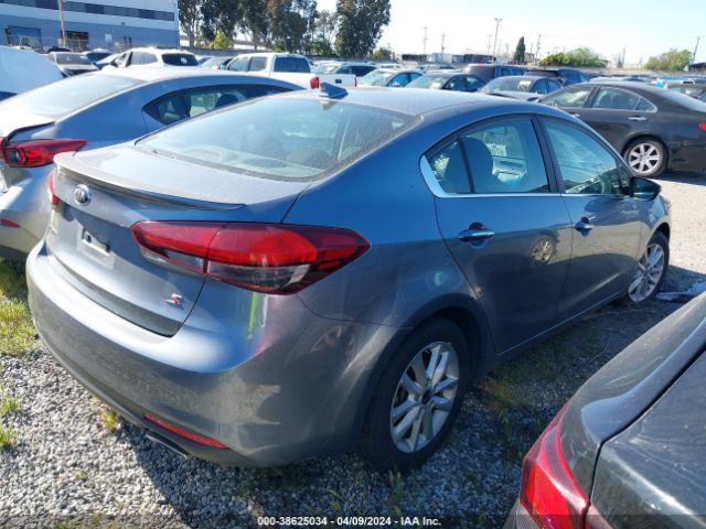 Photo 3 VIN: 3KPFL4A73HE044601 - KIA FORTE 