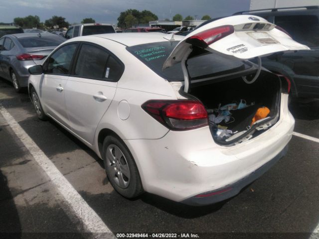 Photo 2 VIN: 3KPFL4A73HE069028 - KIA FORTE 