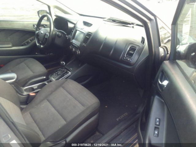 Photo 4 VIN: 3KPFL4A73HE101086 - KIA FORTE 