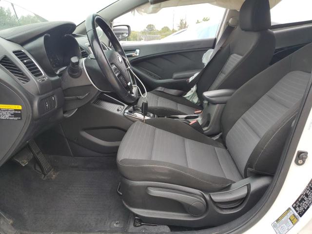 Photo 6 VIN: 3KPFL4A73HE103243 - KIA FORTE LX 